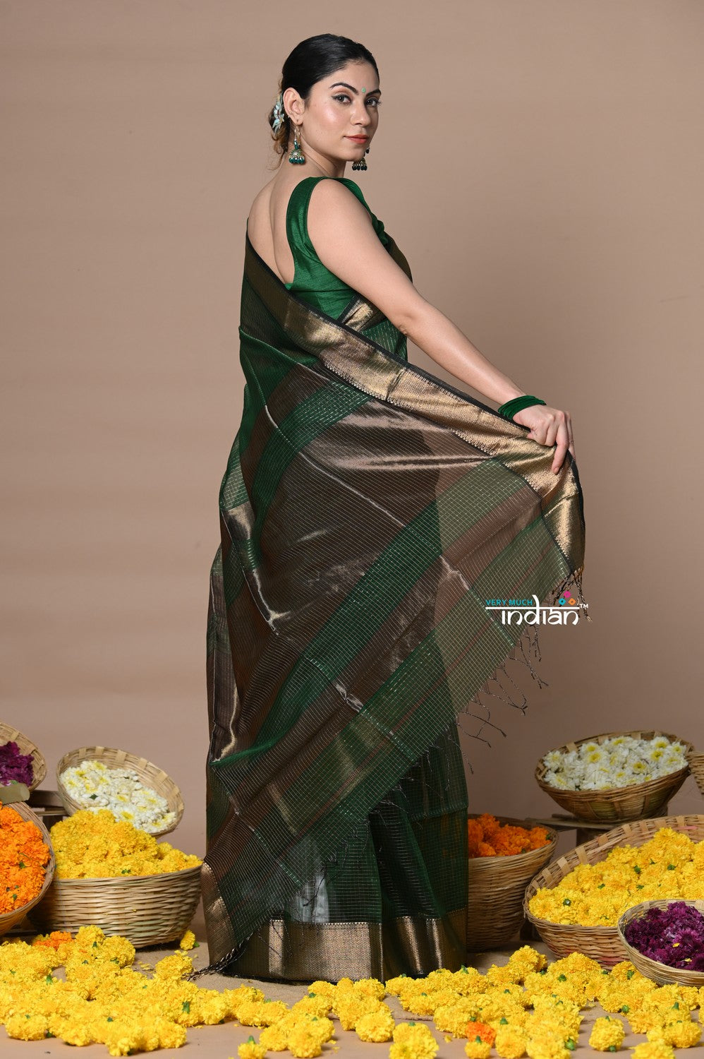 Very Much Indian Rajsi - Handloom Ari Checks Cotton Silk Saree with Golden Border - Dark Green | Swadesiicart