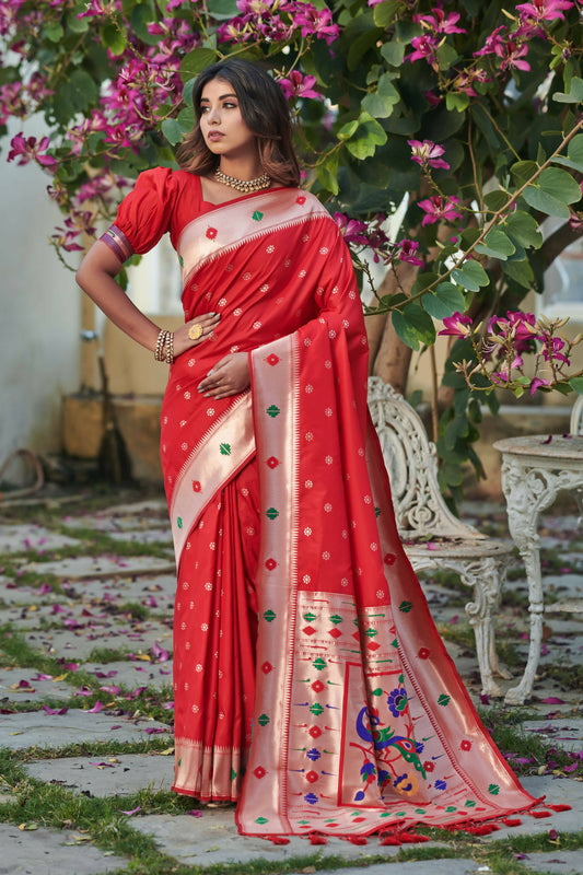 Vishnu Weaves Women's Red Banarasi Silk Zari Woven Paithani Saree with Unstitched Blouse - Swadesiicart