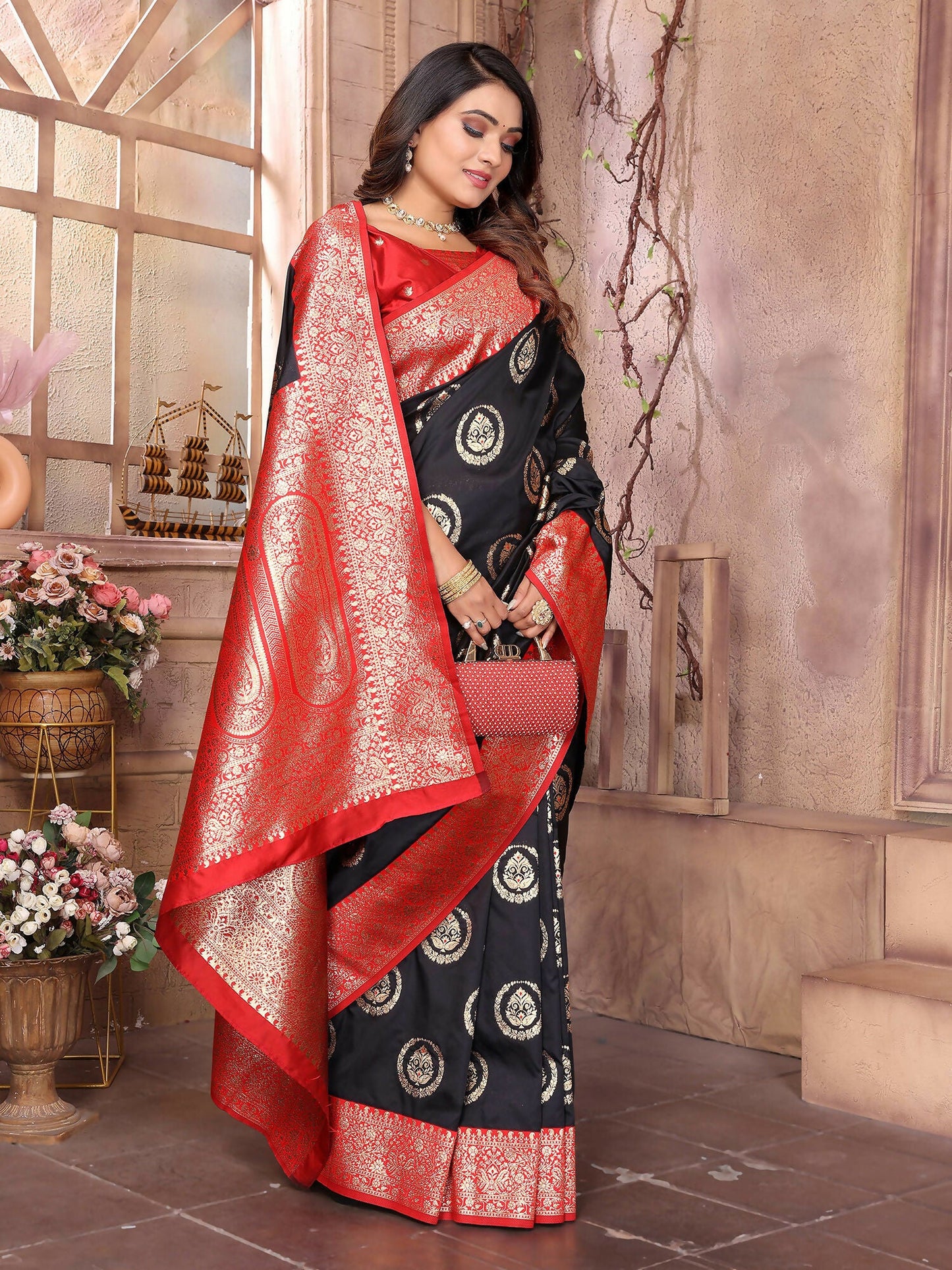Joban Fashion Black Banarasi Soft Silk Woven Saree | Swadesiicart