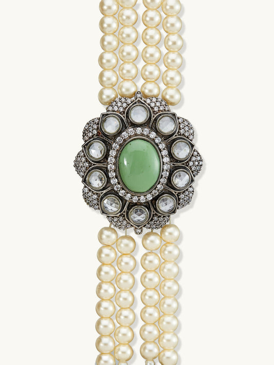 Nuyug Pearl Beaded Jade Stone Choker Necklace