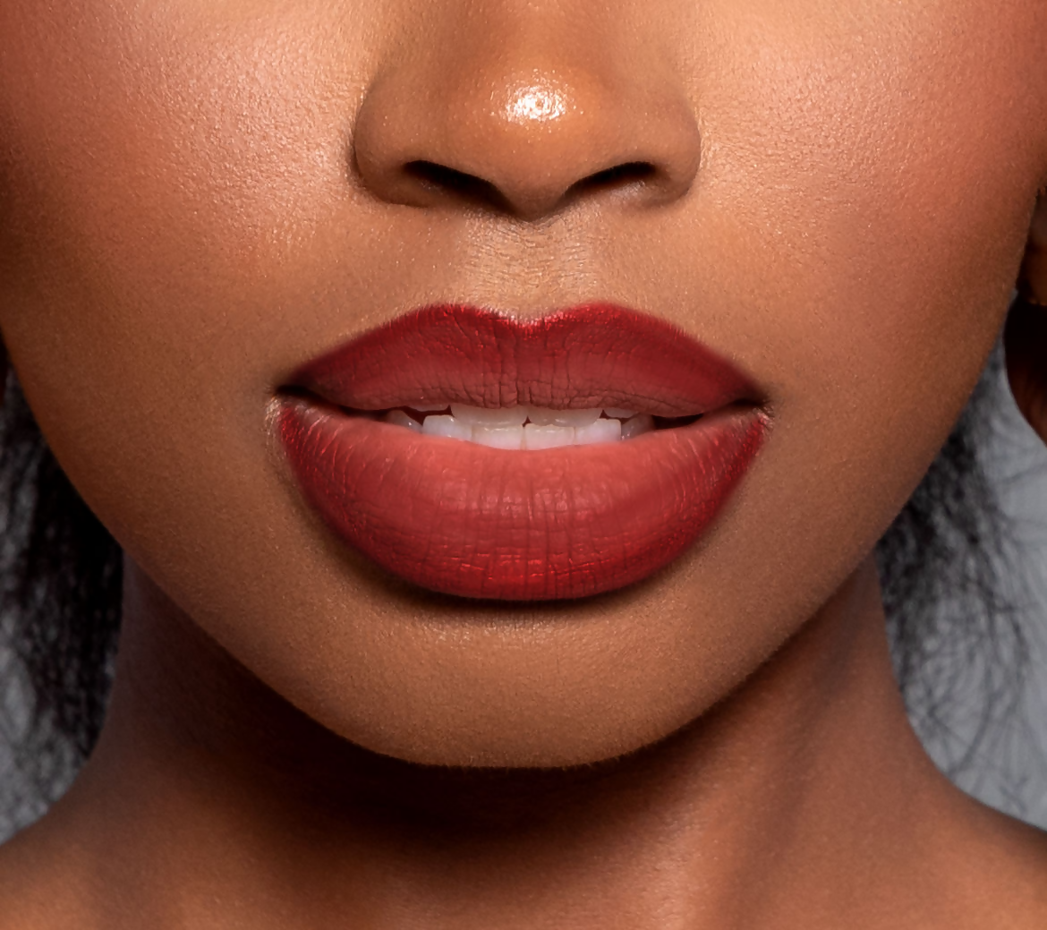 Natasha Moor Legendary Lip Liner - Unbreakable - Swadesiicart