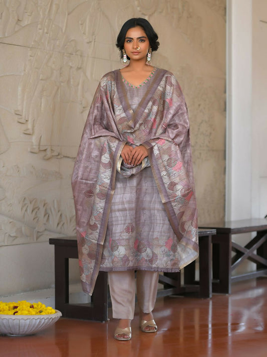 Vaasva Women's Ash Grey Silk Digital Printed Suit Set | Swadesiicart