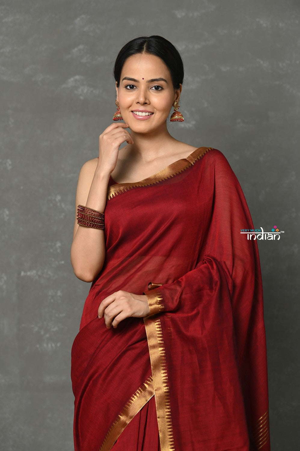 Very Much Indian Designer! High Quality Pure Mul Cotton Handloom Saree - Maroon | Swadesiicart