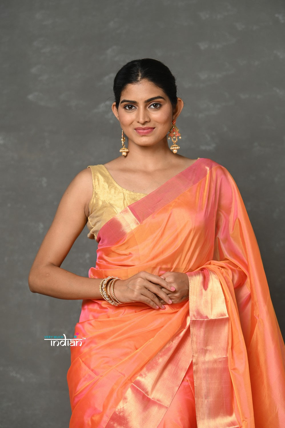 Very Much Indian Tyohaar - Handloom Pure Chanderi Cotton Silk Saree With Golden Border - Peach | Swadesiicart
