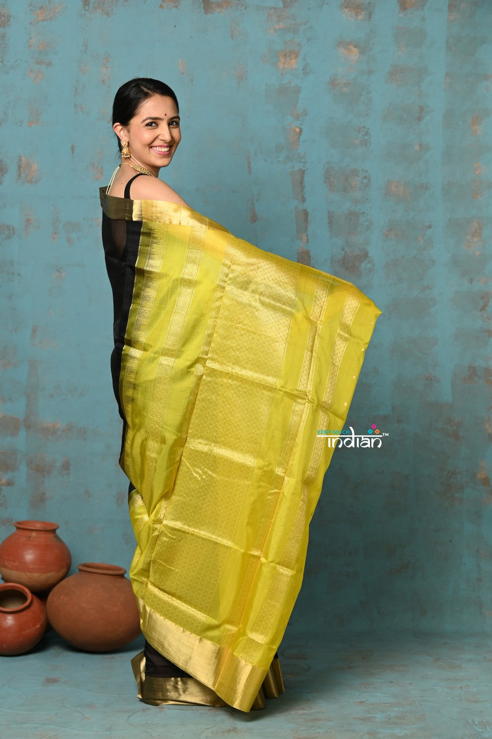 Very Much Indian Prerna - Handloom Pure Chanderi Cotton Silk Saree With Golden Border - Black | Swadesiicart