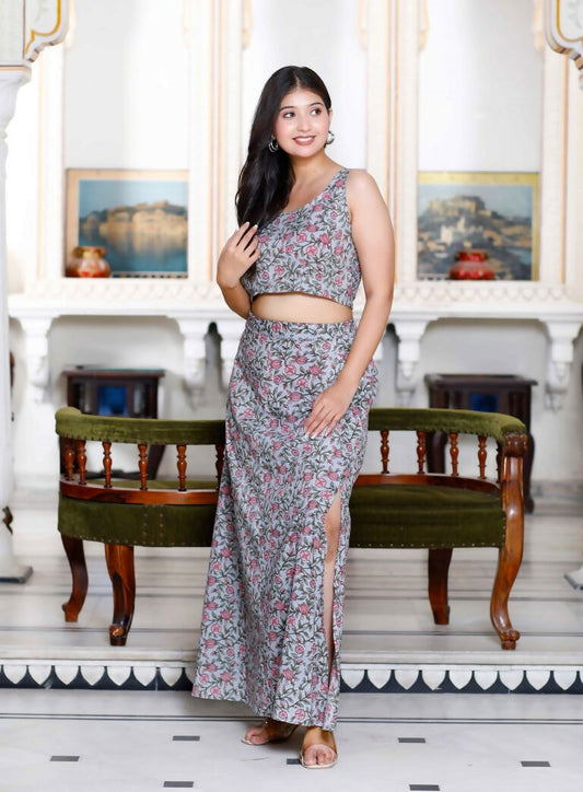 Miravan Women's Grey Floral Printed Crop Top And Skirt Co-Ord Set - Swadesiicart
