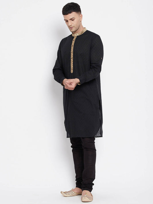Even Apparels Black Pure Cotton Men's Kurta With Contrast Collar And Placket | Swadesiicart