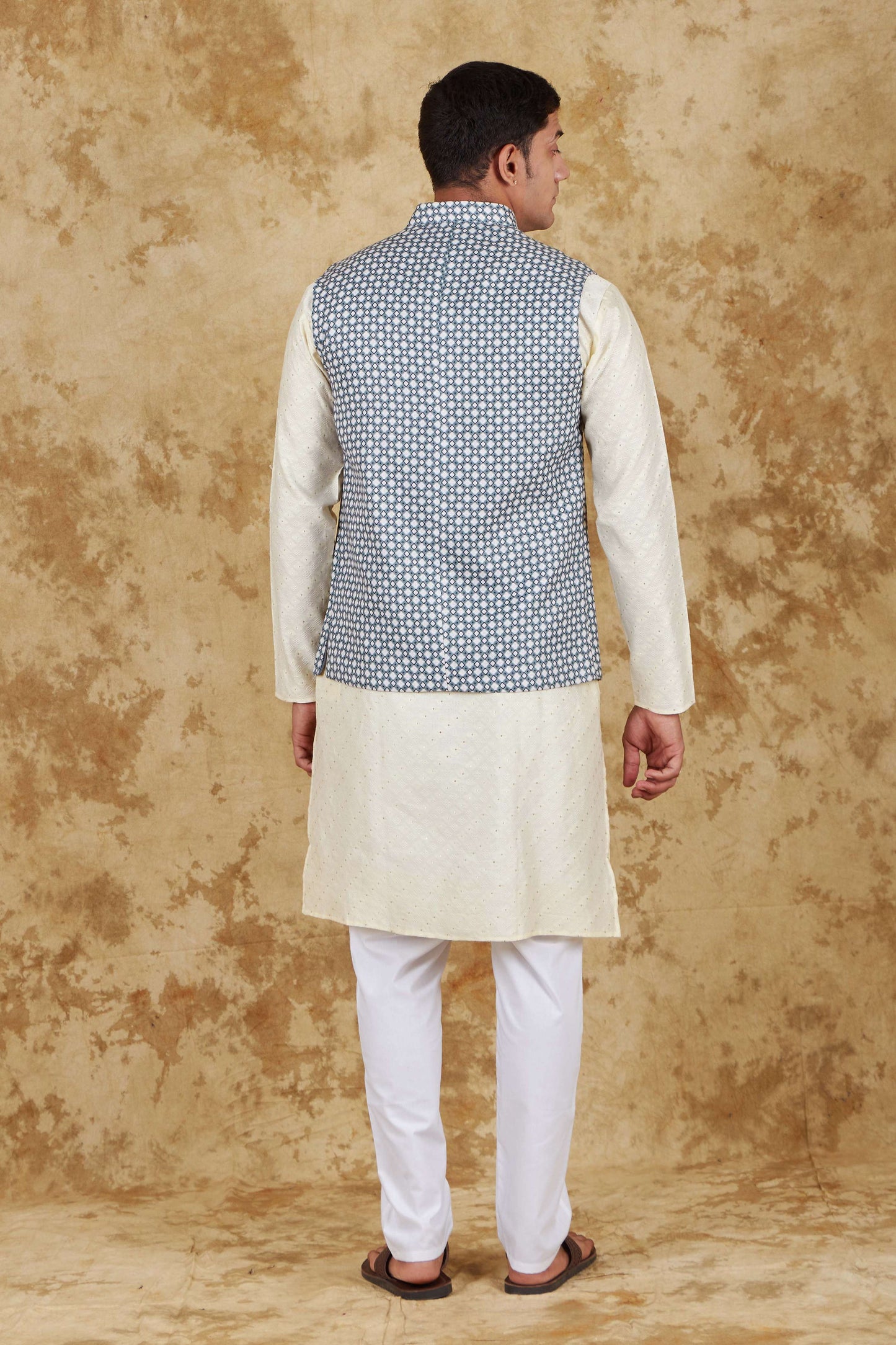 Bluesaanchi Men's Cream Waistcoat Kurta Pajama Set | Swadesiicart