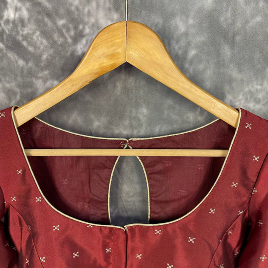 Matargashti Maroon Coloured Silk Ready to Wear Blouse - kapda Tailor | Swadesiicart
