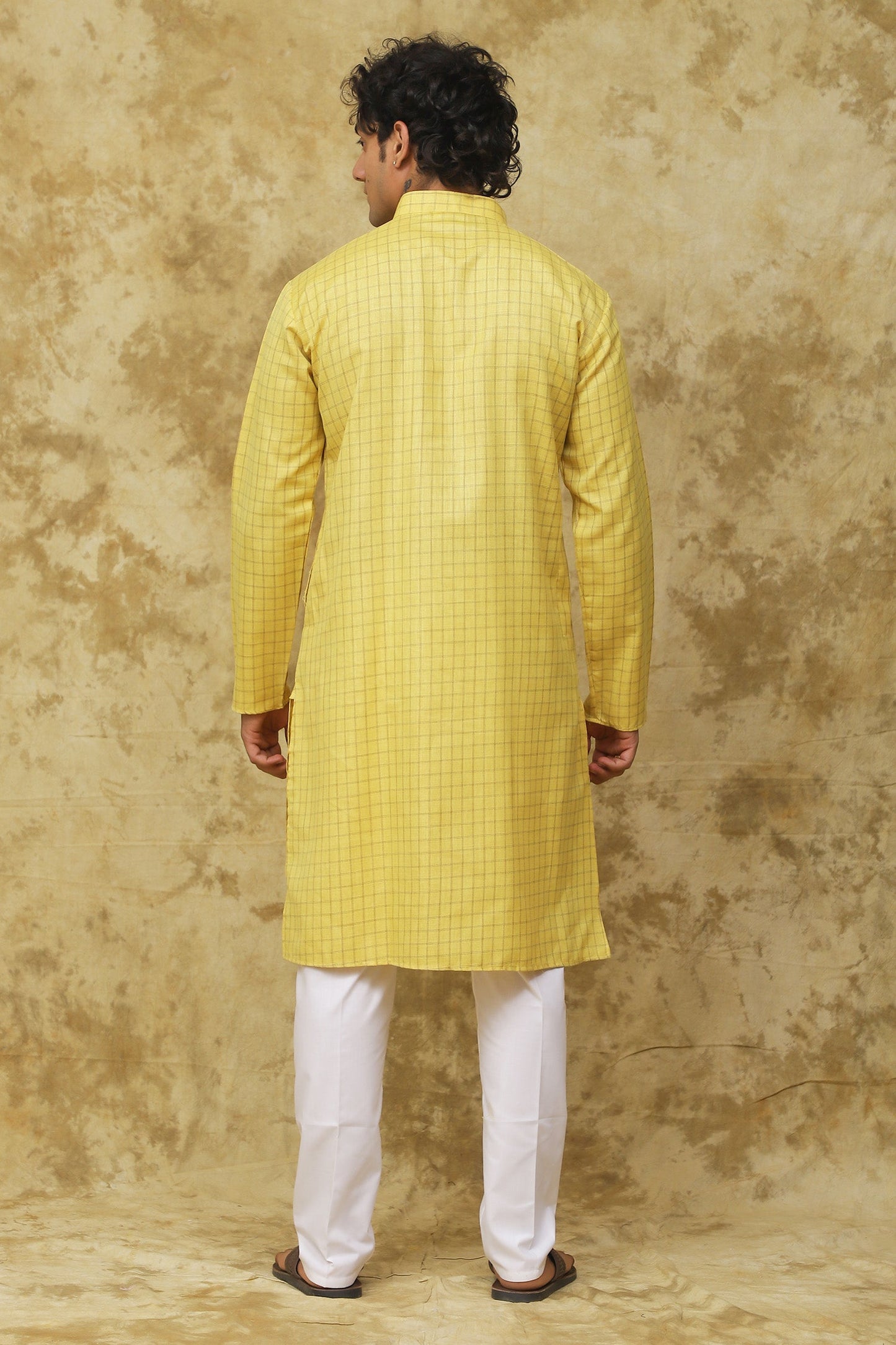 Bluesaanchi Men's Checkered Cotton Kurta Set | Swadesiicart
