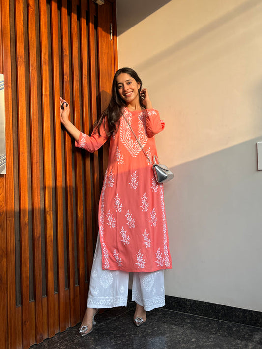 Rangreza Ethnic Liya Chikankari Rayon Kurta Peach | Swadesiicart