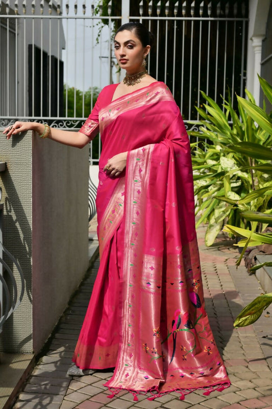 Vishnu Weaves Women's Pink Paithani Silk Zari Woven Saree with Blouse - Swadesiicart