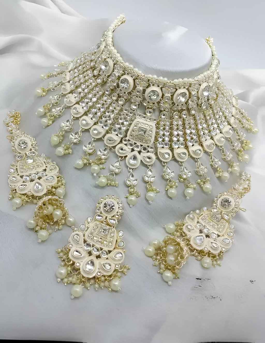 Jewel City Ivory Pearl Kundan Choker Set - Luxury Bridal Polki Necklace with Chandelier Earrings for Wedding & Special Occasions | Swadesiicart