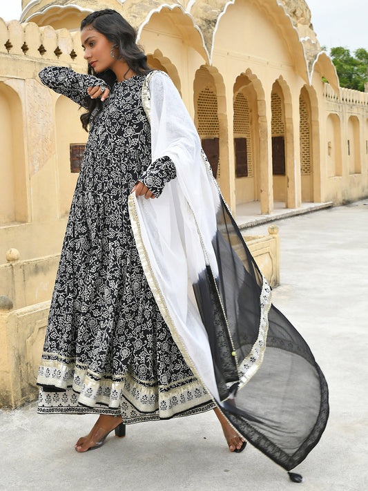 Janasya Women's Black Cotton Floral Print Kurta With Palazzo And Dupatta | Swadesiicart