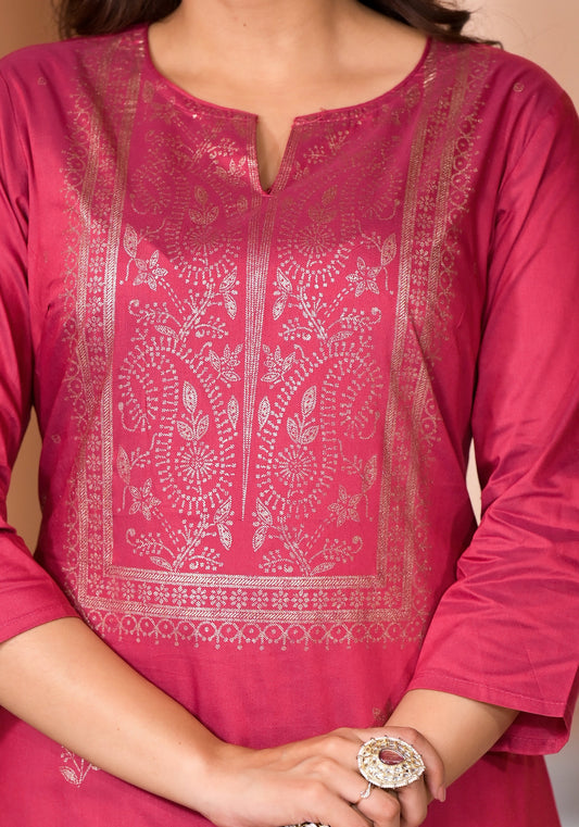 Juniper Women's Maroon Ethnic Motif Printed Cotton Kurta - Swadesiicart
