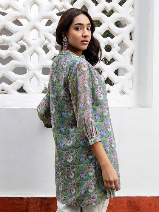 Janasya Regular Weightless Georgette Sage Floral Band Collar Tunic | Swadesiicart