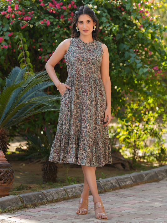 Janasya Dark Cotton Paisley A-Line Dress | Swadesiicart