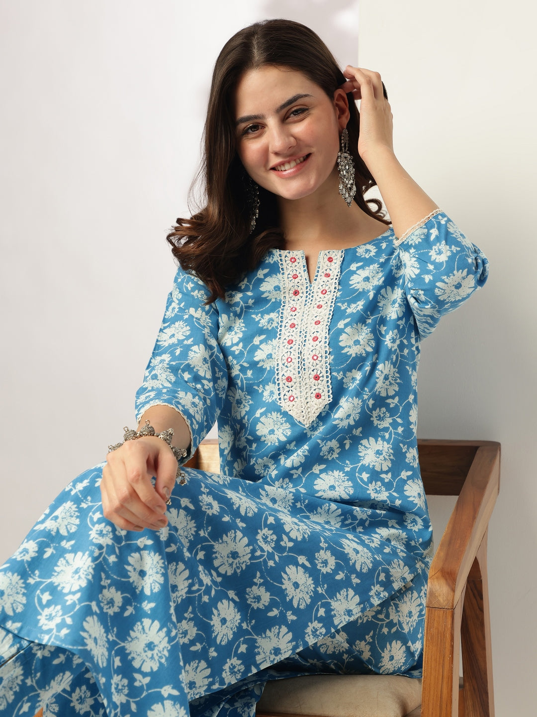 Janasya Light Cotton Floral Straight Kurta Set | Swadesiicart