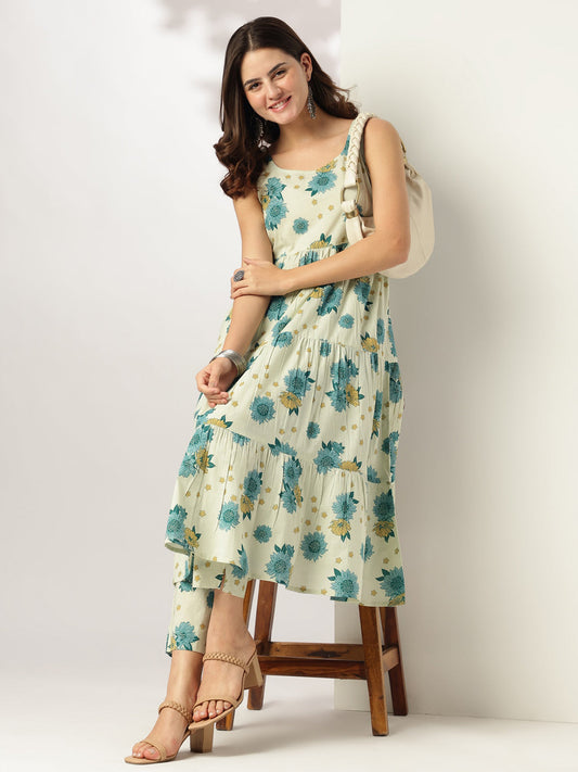 Janasya Light Cotton Floral Tiered Kurta Set | Swadesiicart