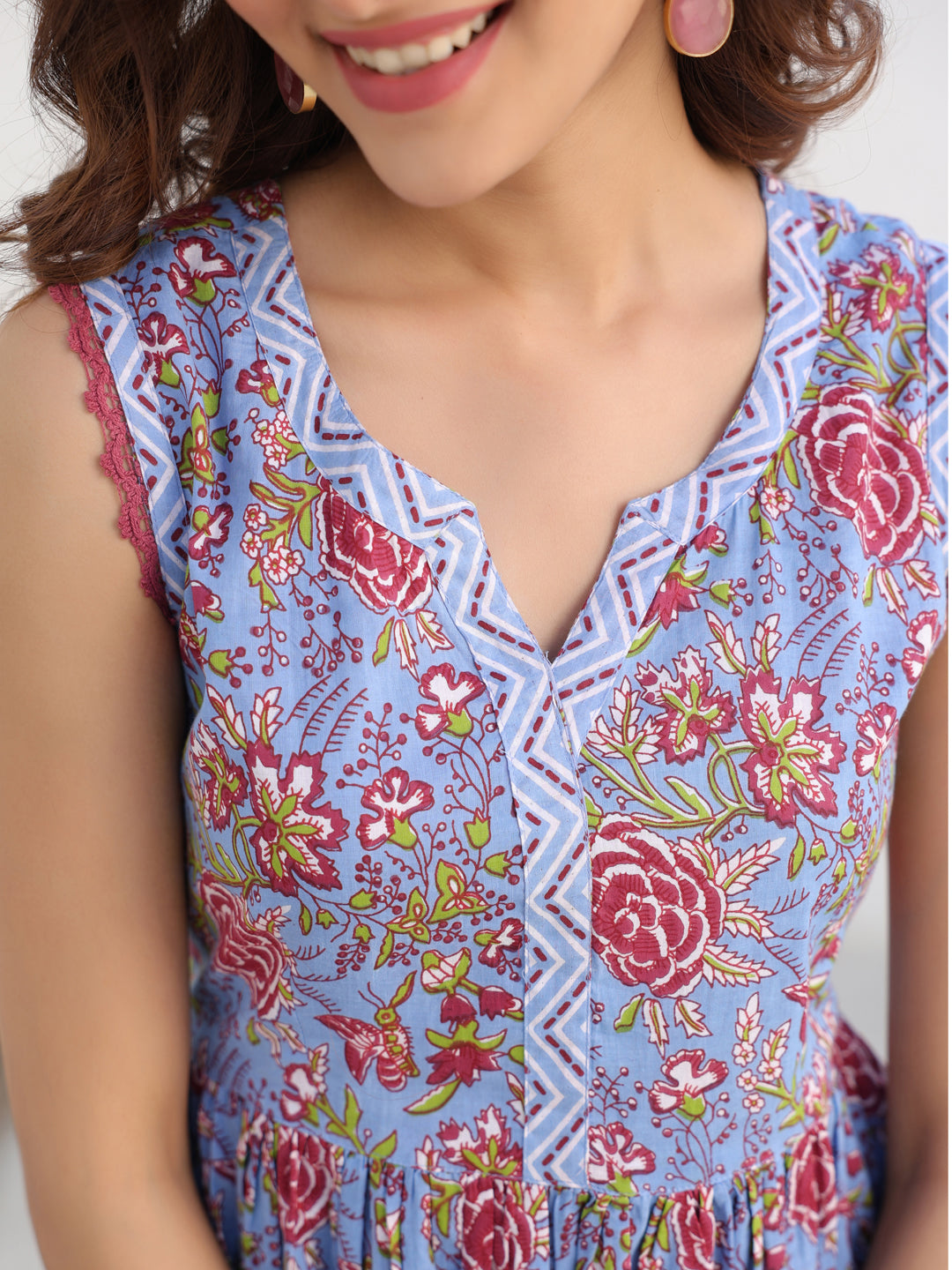 Janasya Dark Cotton Floral A-Line Kurta Set | Swadesiicart