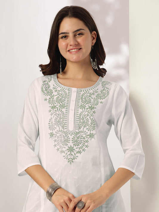 Janasya Light Cotton Yoke Embroidery Straight Kurta Set | Swadesiicart