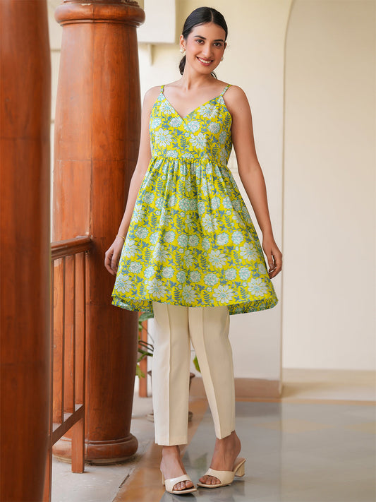 Janasya Bright Cotton Floral A-Line Tunic | Swadesiicart