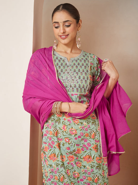 Janasya Light Cambric Floral A-Line Kurta Set | Swadesiicart