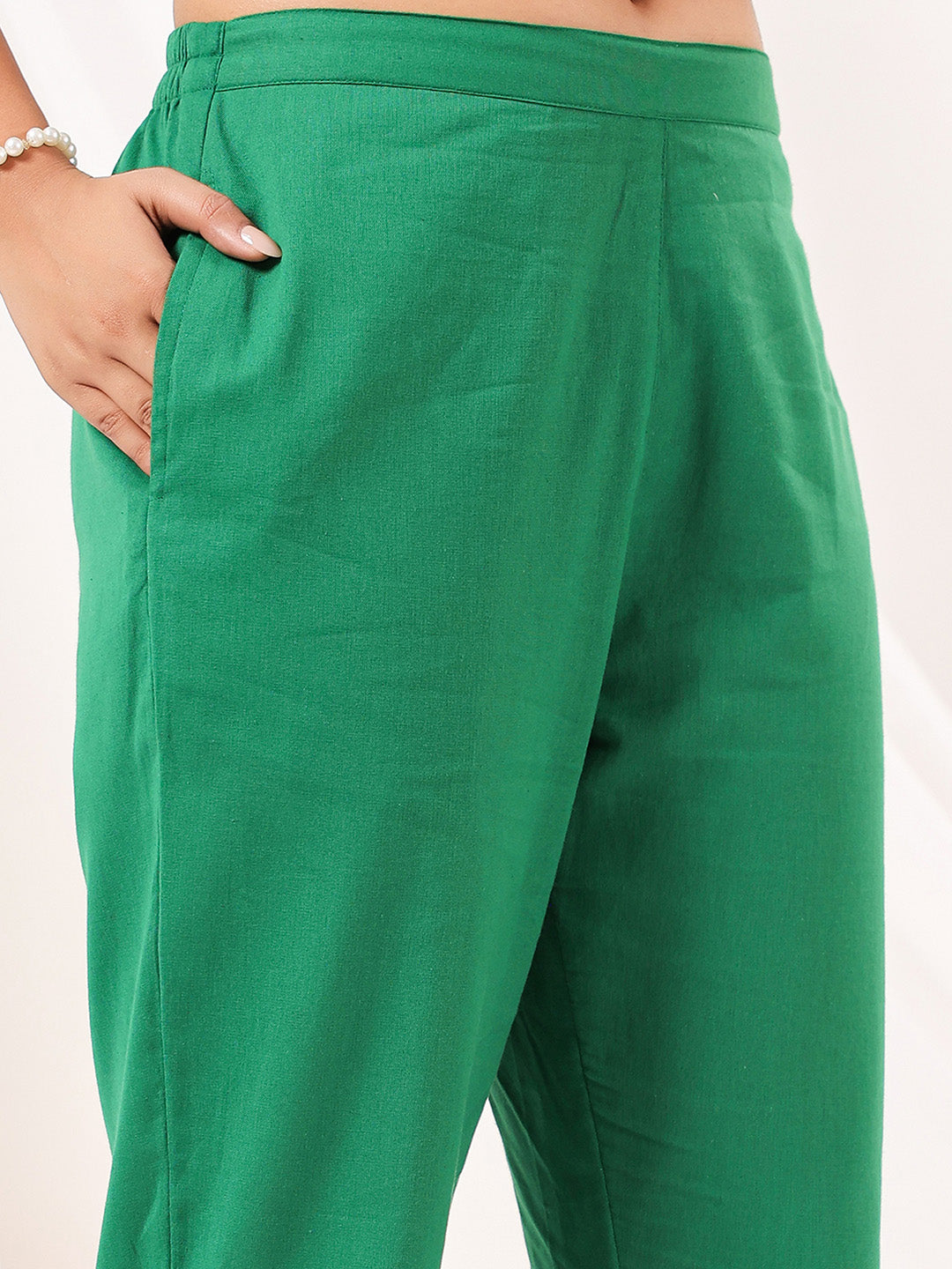 Janasya Dark Cotton Solid Straight Kurta Set | Swadesiicart