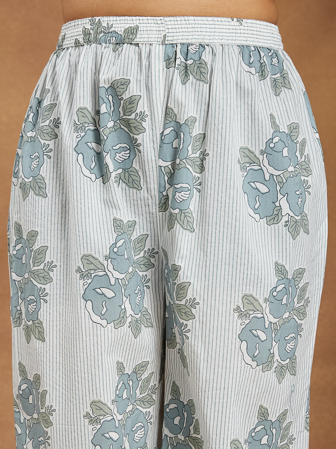 Janasya Light Cotton Floral A-Line Kurta Set | Swadesiicart