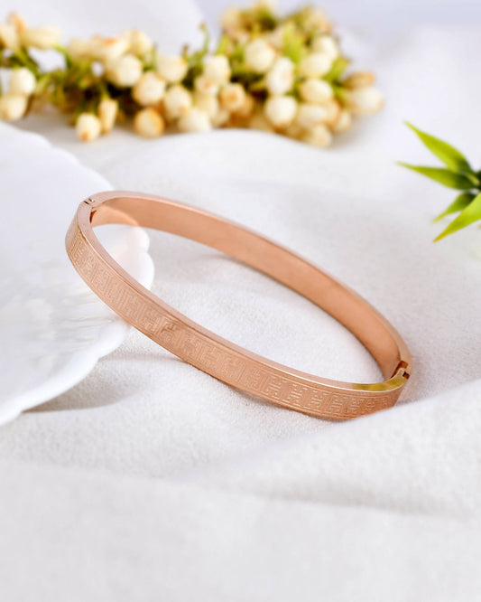 VOJ Stainless Steel Gold-Polished Bracelet