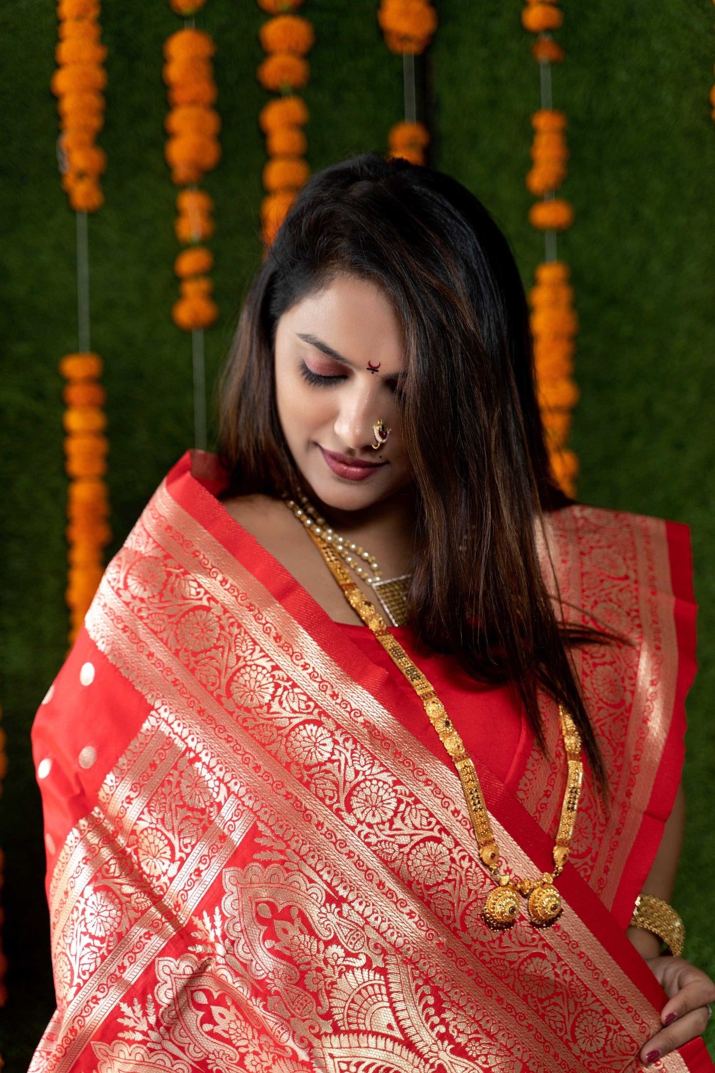 Jyoti Fashion Women's Red Handloom Banarasi Silk Zari Woven Saree with Blouse | Swadesiicart