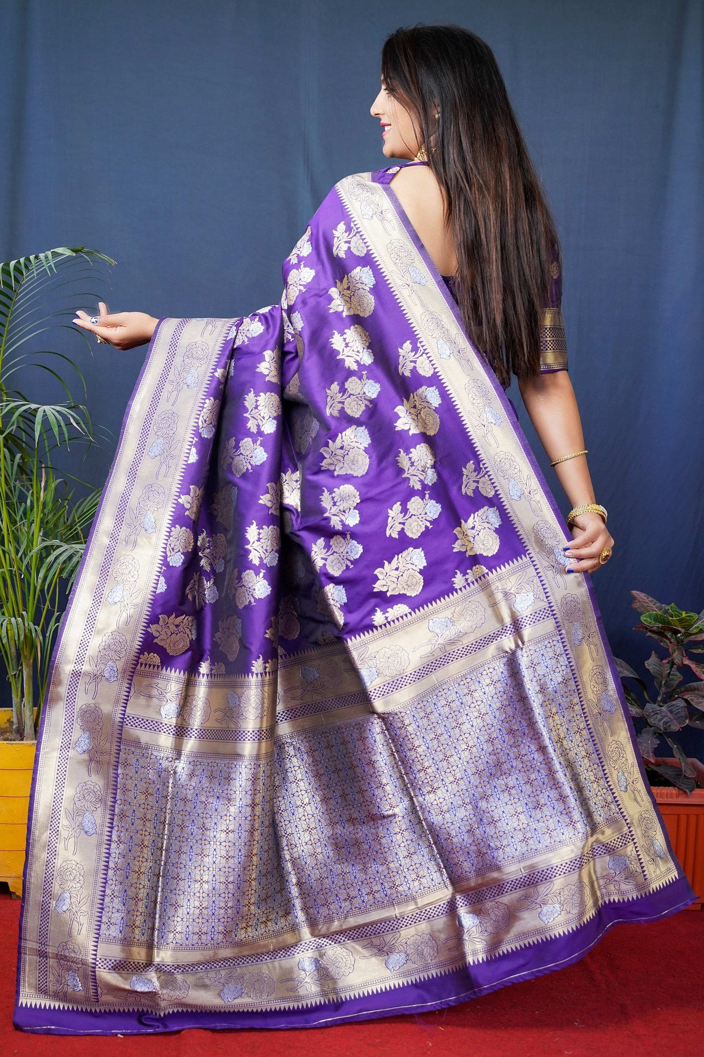 Jyoti Fashion Women's Purple Handloom Banarasi Silk Zari Woven Saree with Blouse | Swadesiicart