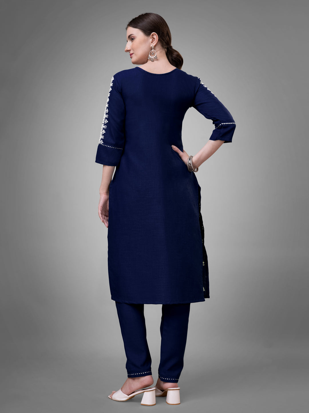 Jyoti Fashion Women's Navy Blue Cotton Blend Sequins with Embroidered Kurta Set | Swadesiicart