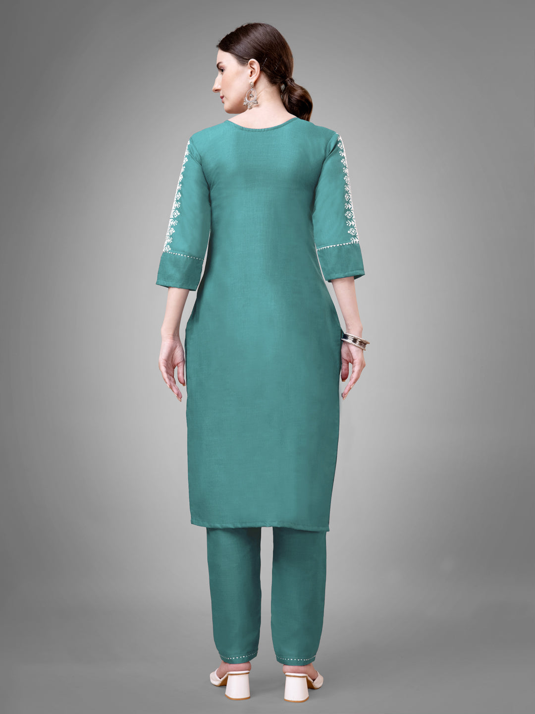 Jyoti Fashion Women's Teal Cotton Blend Sequins with Embroidered Kurta Set | Swadesiicart