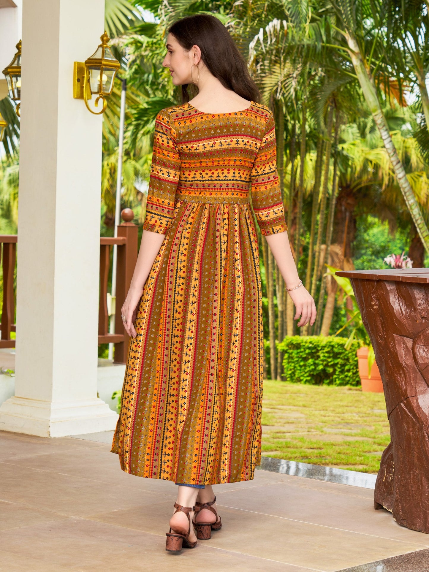 Jyoti Fashion Women's Yellow Rayon Geometric Printed Casual Flared kurta | Swadesiicart