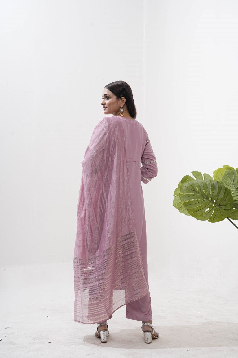 Jyoti Fashion Women's Purple Vertical Silk Sequins Embroidered Kurta Set | Swadesiicart