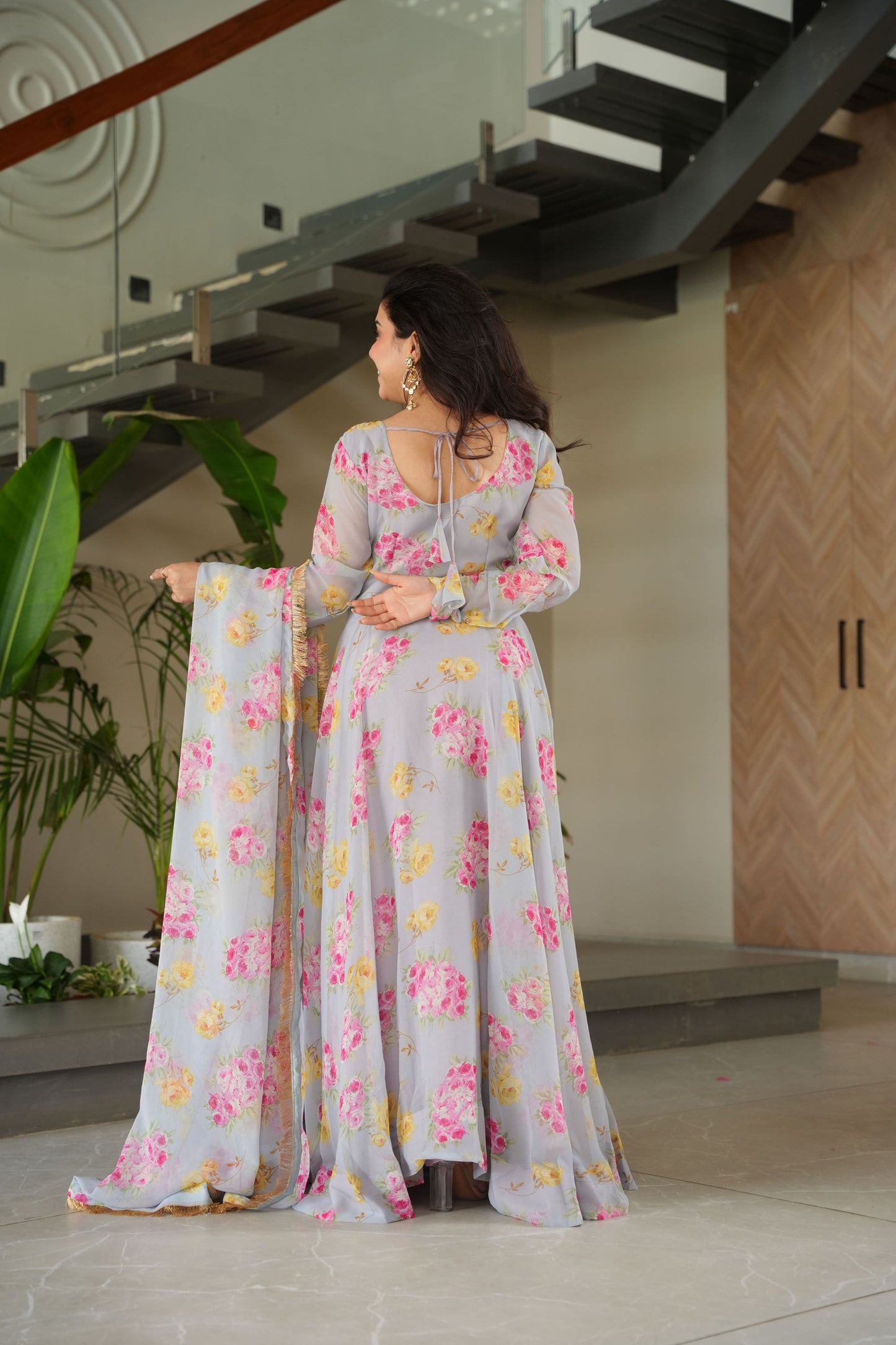 Jyoti Fashion Women's Grey Faux Georgette Floral Digital Printed Anarkali Set With Dupatta | Swadesiicart