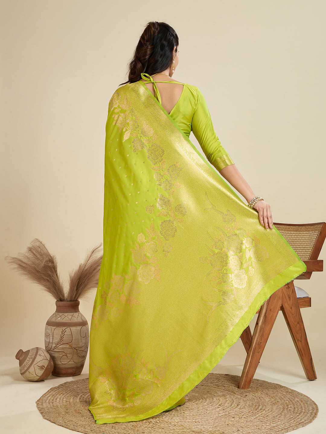Jyoti Fashion Women's Green Soft Kanjivaram Silk Zari Woven Designer Saree with Blouse | Swadesiicart