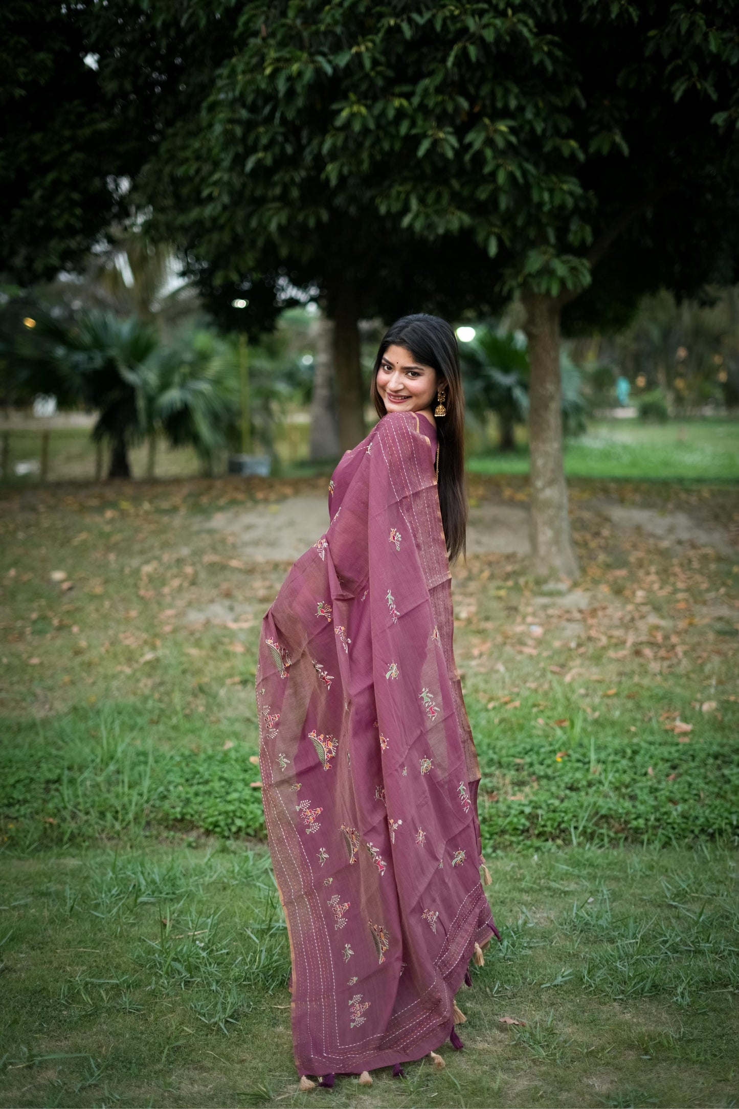 Jyoti Fashion Women's Wine Tussar Silk Traditional Thread Work Designer Saree with Blouse | Swadesiicart