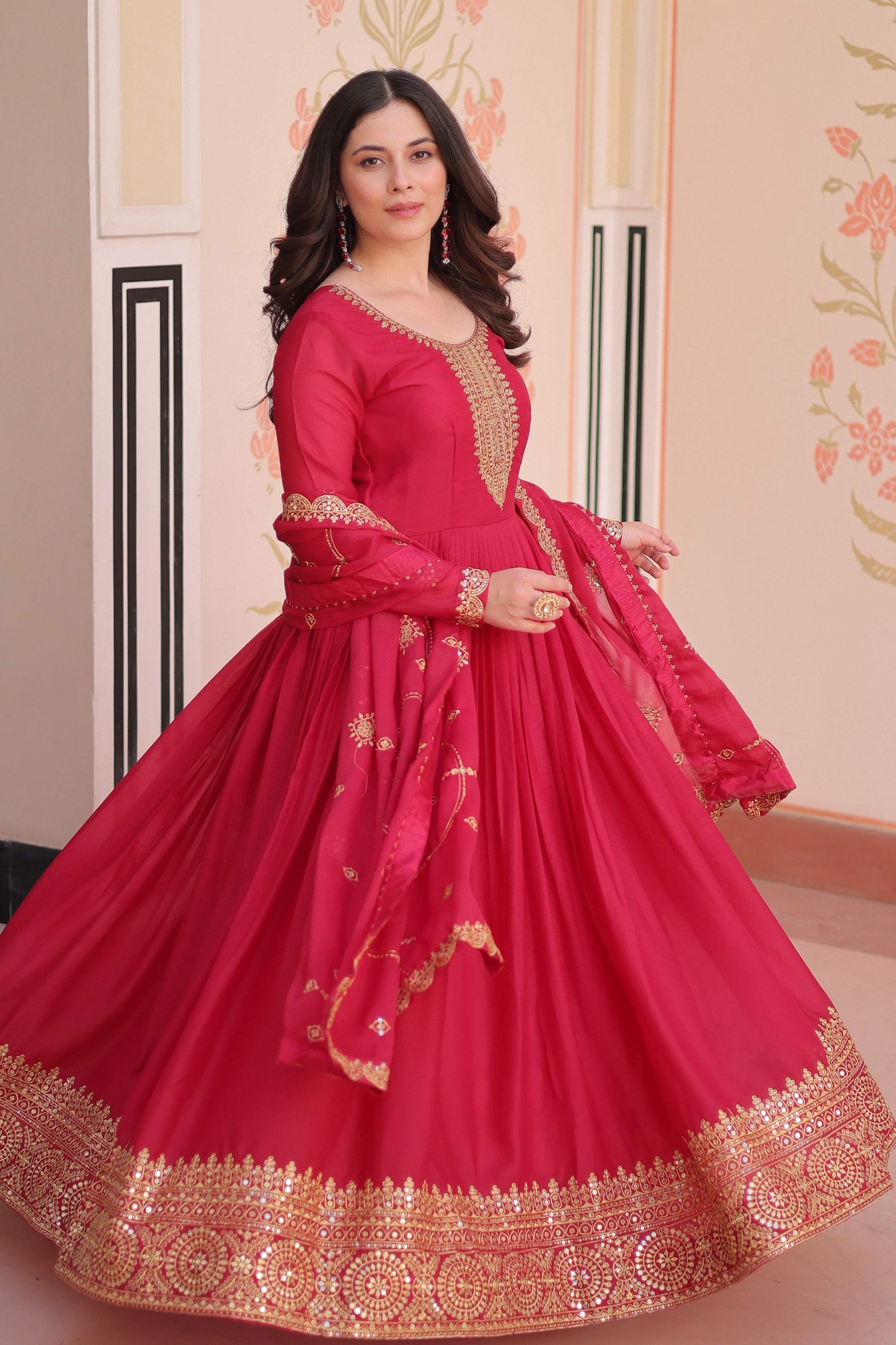 Jyoti Fashion Women's Pink Star Georgette Sequins Zari Embroidered Anarkali Set With Dupatta | Swadesiicart