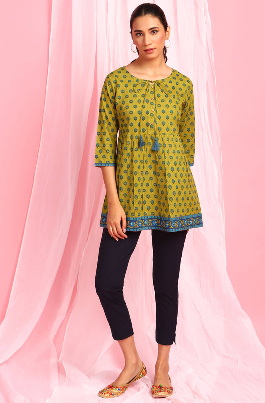 Janasya Women's Green Cotton Ethnic Motifs Empire Waist Tunic | Swadesiicart