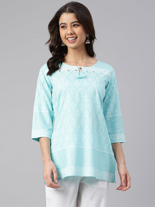 Janasya Women's Mint Blue Cotton Floral Print Straight Tunic | Swadesiicart