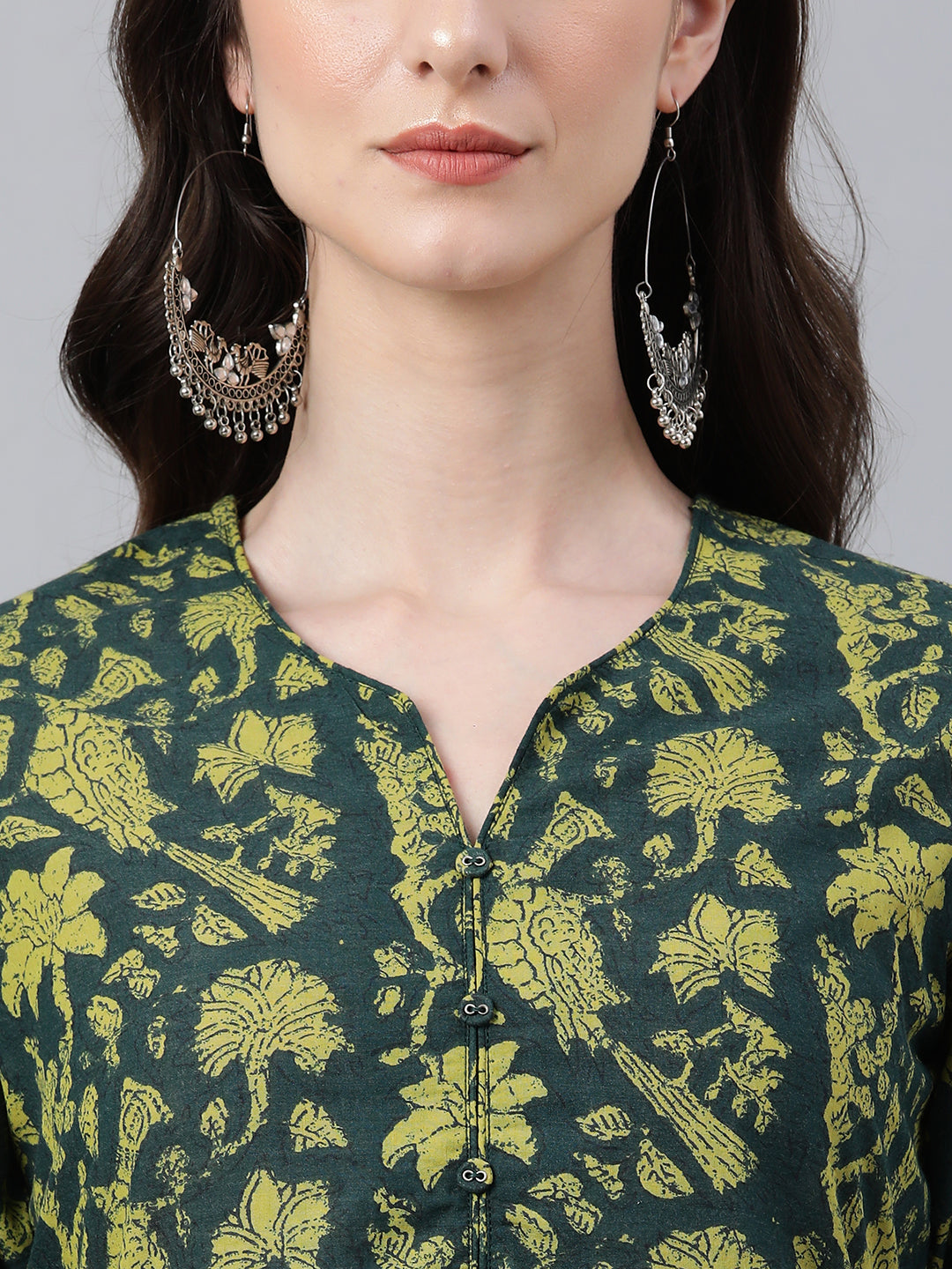 Indian Clothing Janasya Women's Dark Green Cotton Floral Printed Casual Straight Kurta | Swadesiicart