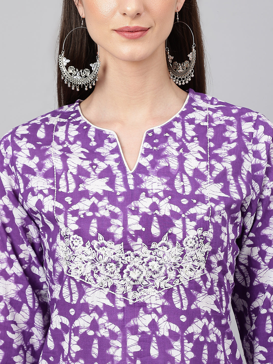 Janasya Women's Purple Cotton Batik Printed Casual Straight Kurta | Swadesiicart