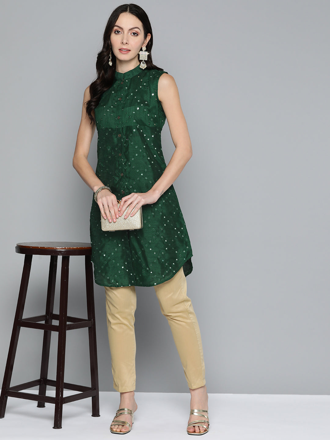 Jompers Women's Geometric Embroidered Mirror Work Kurta - Green - Swadesiicart