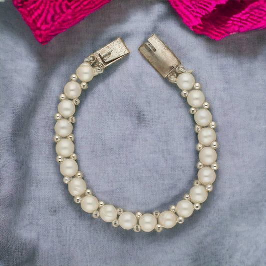 J Pearls Charm 1 Line Pearl Bracelet - Swadesiicart