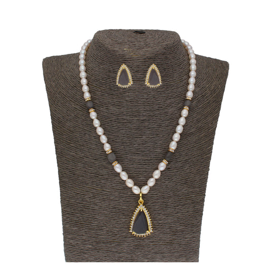 J Pearls Riya 1 Line Oval Pearl Set - Real Pearl Jewelry - J Pearls