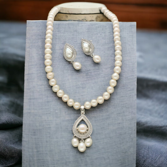 J Pearls Luminary Pearl Necklace Set - Swadesiicart