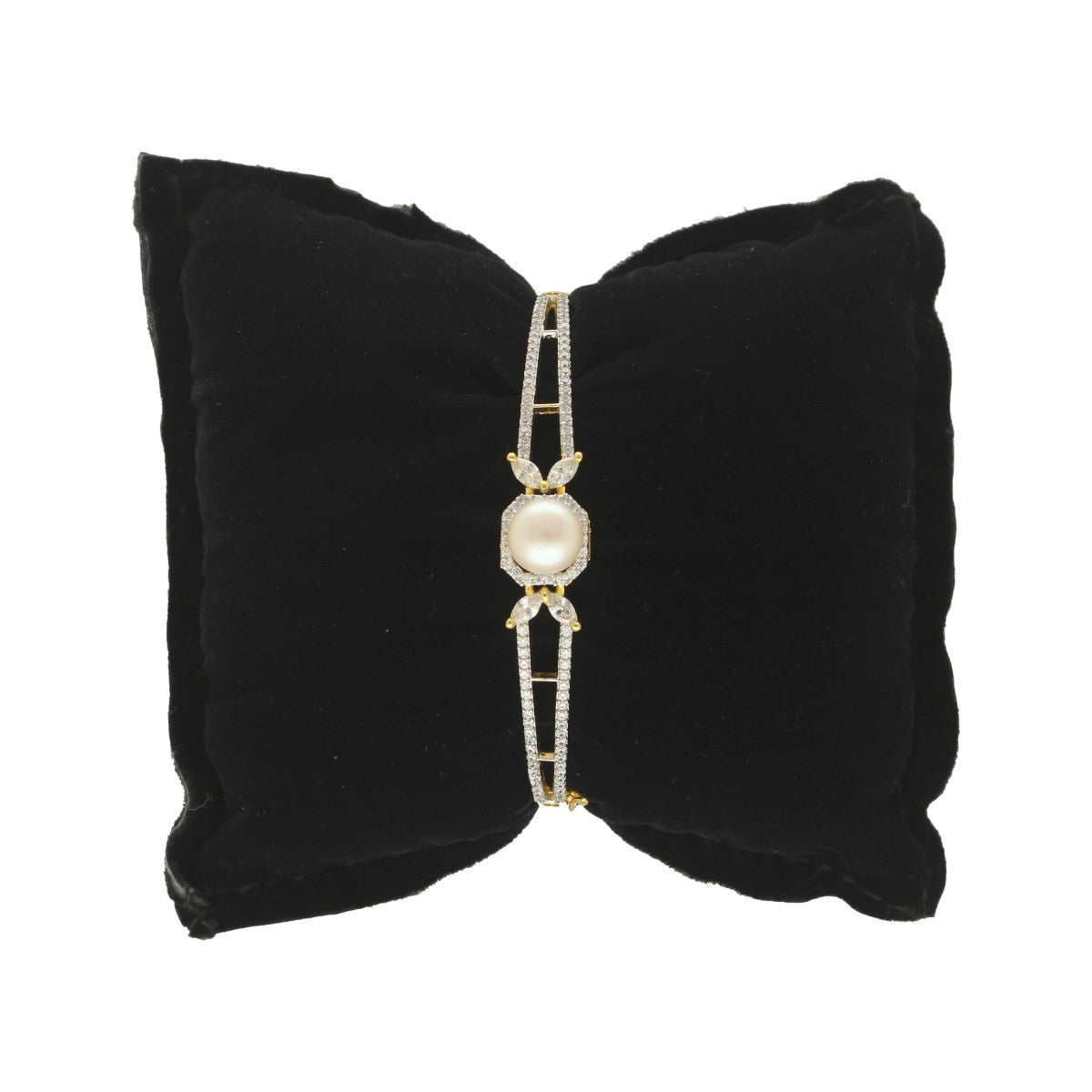 J Pearls Phoenix Pearl Bracelet - Swadesiicart