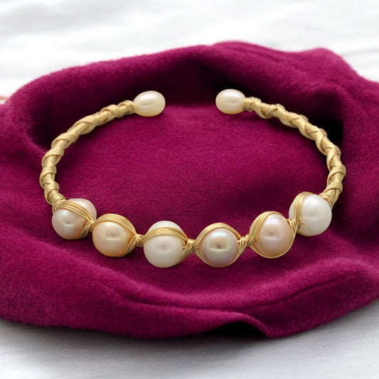 J Pearls Qarin Pearl Bracelet - Swadesiicart